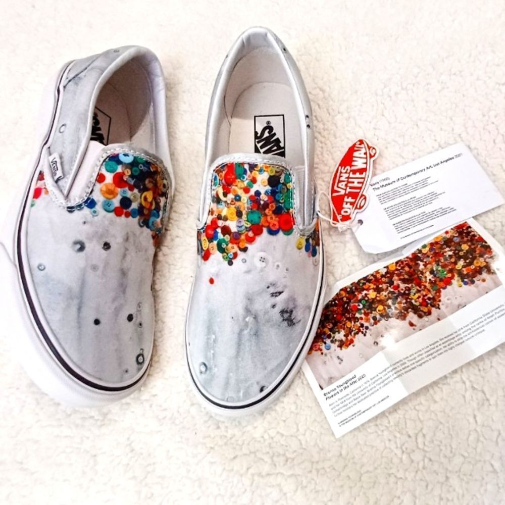 New Vans X MOCA Classic Slip On Women's Sz 10 Men's Sz 8.5 Breanna Young Flowers